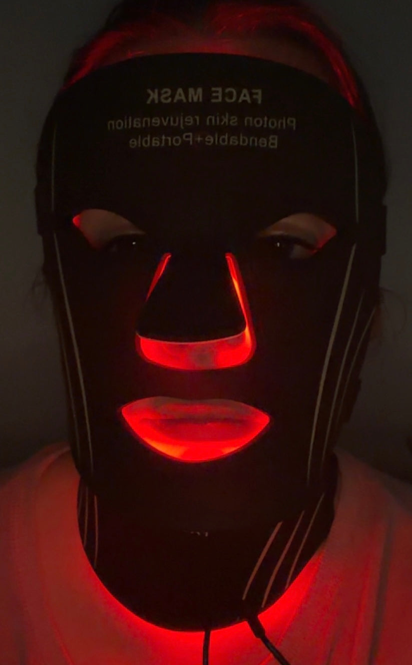 Veluna LED Light Therapy Mask — Face & Neck