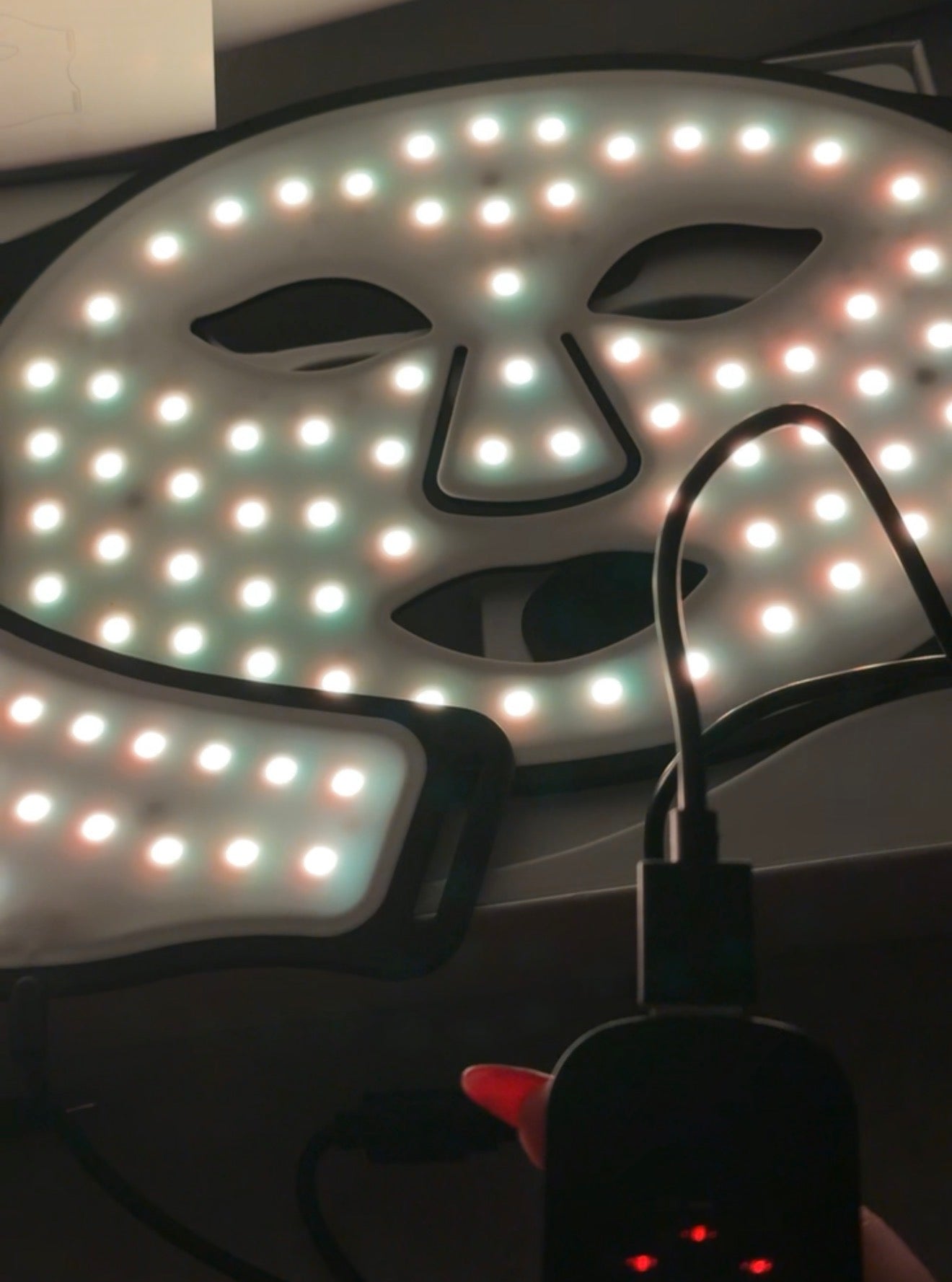 Veluna LED Light Therapy Mask — Face & Neck